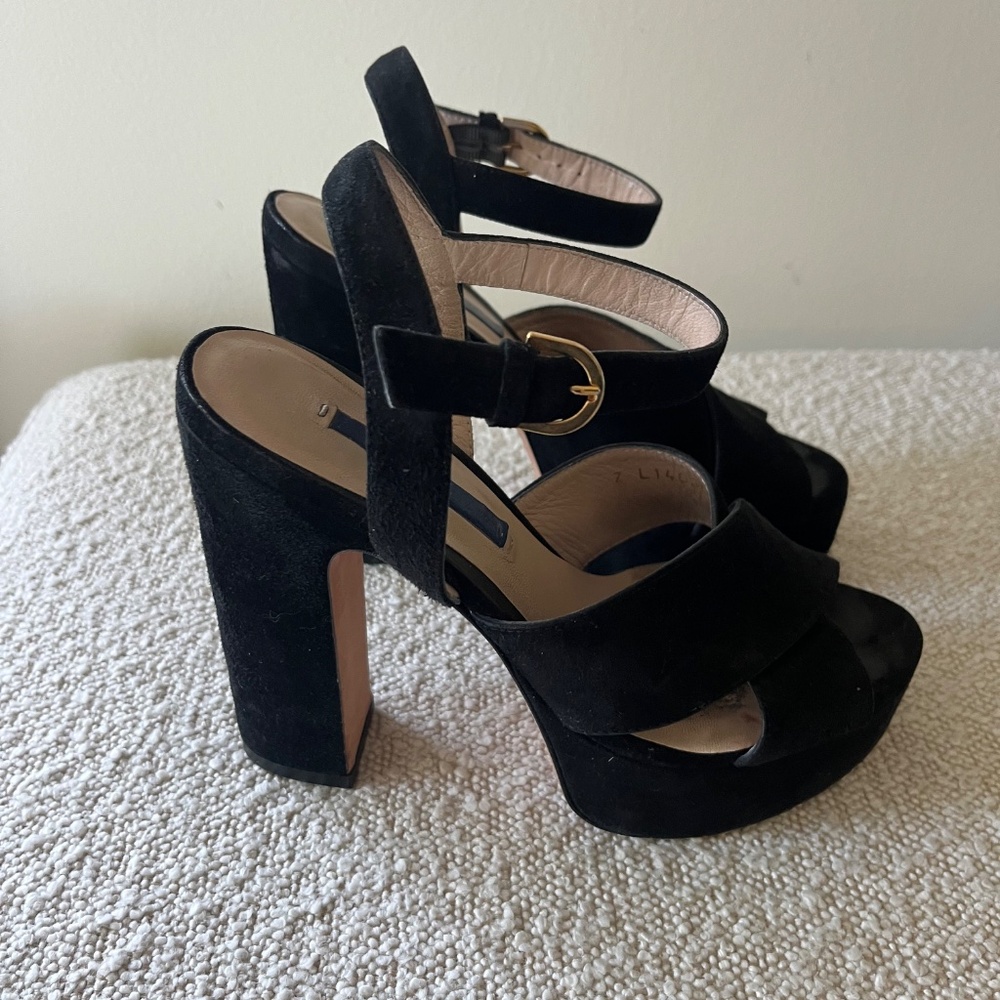STUART Weitzman, black suede platform sandals - Picture 3 of 7